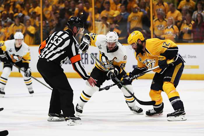 09_NHL_Stanley_Cup_Sidney_Crosby_Mike_Fisher.JPG